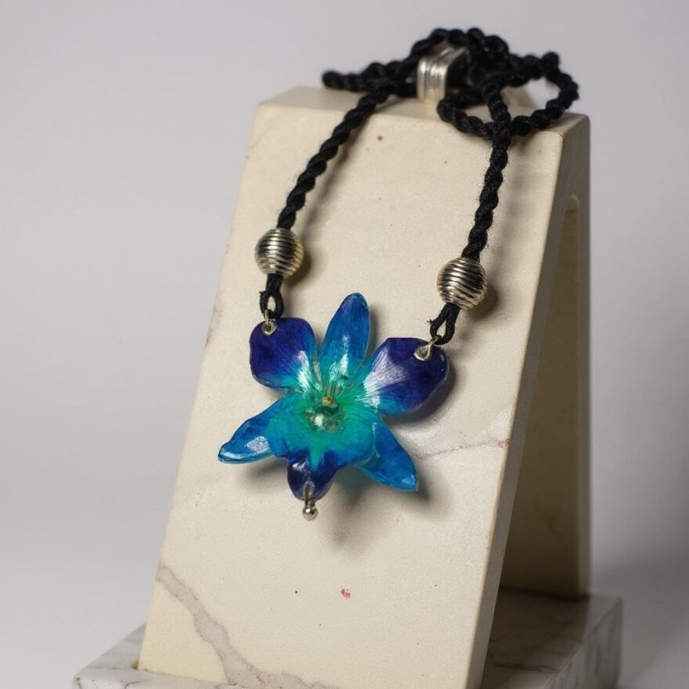 Handmade Resin Pendent with Silver Frame N2 & Floral Design – Trioova Jewelry