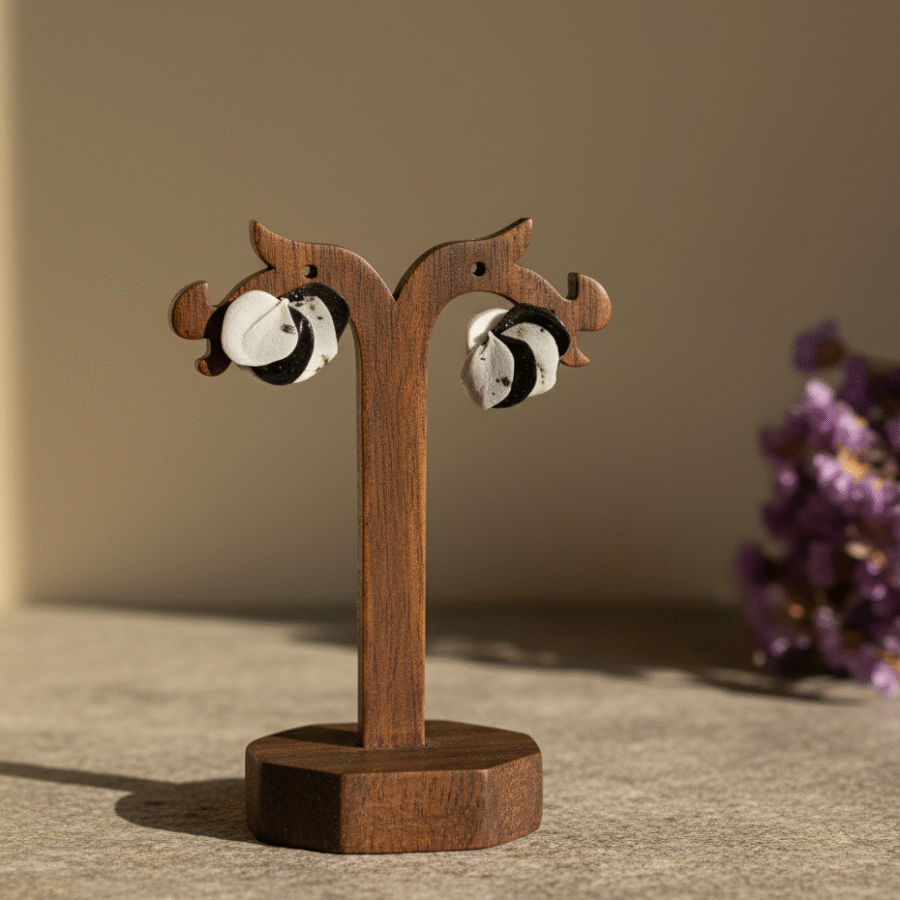 Handmade Resin EARRING N18