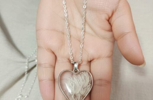 White Dried Flower Heart Resin Pendant | Silver Anti-Tarnish Necklace