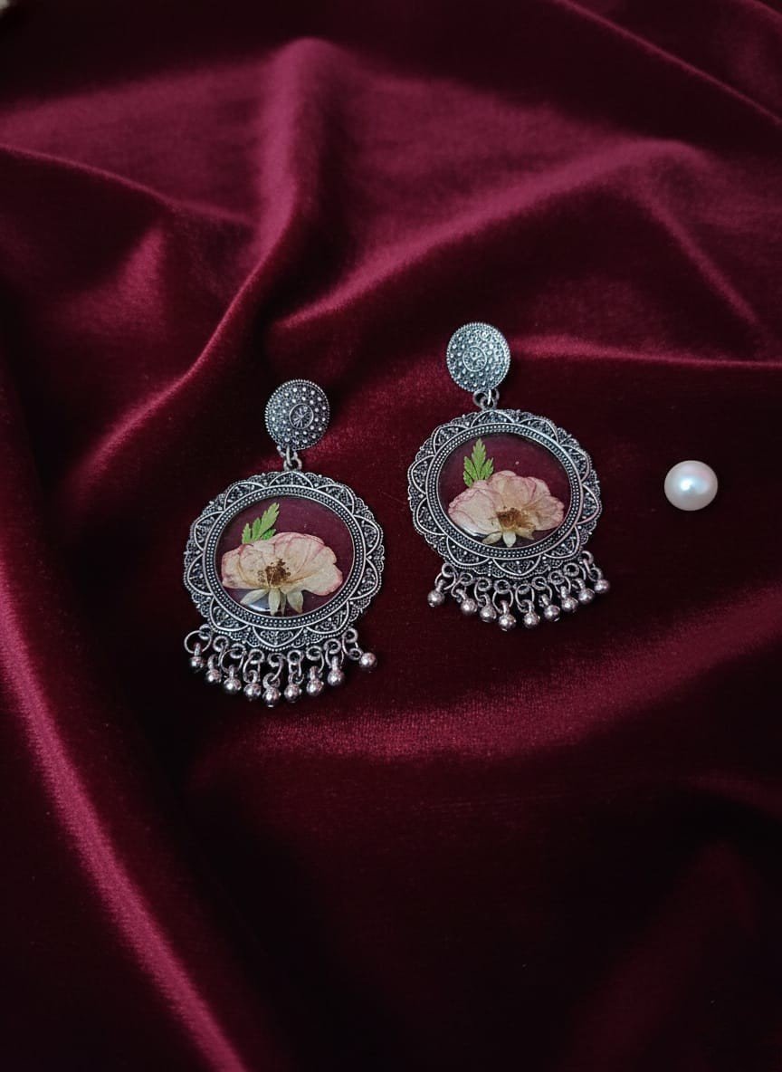 Handmade Resin Earrings with Golden Frame & Floral Design – Trioova Jewelry (Copy) (Copy) (Copy)