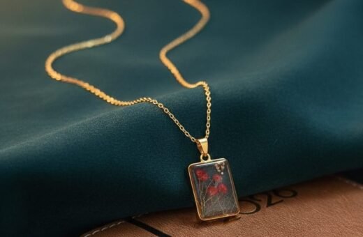 Nature Inspired Baby’s Breath Resin Square Pendant in Anti Tarnish Gold